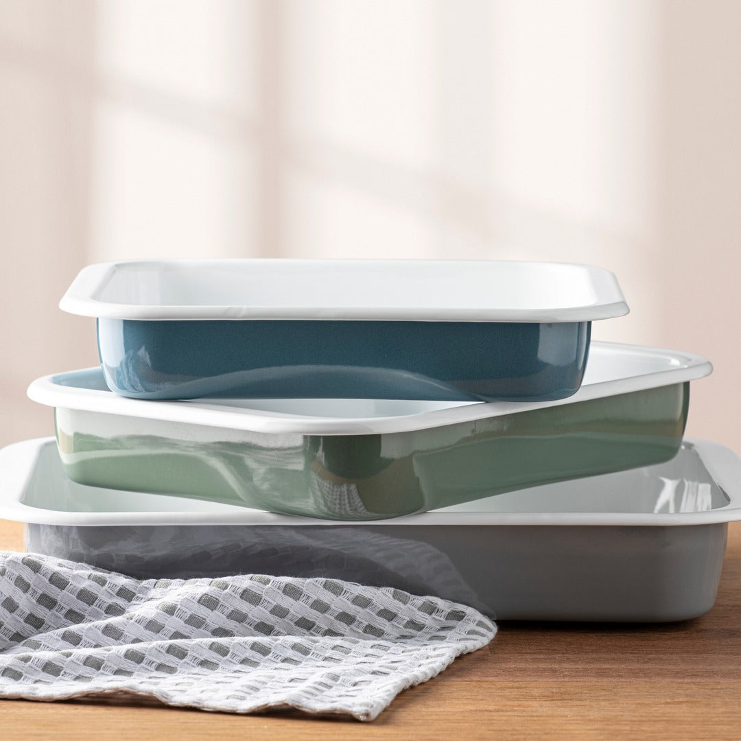 
                  
                    Enamel Baking Dish Set (3 Piece)
                  
                